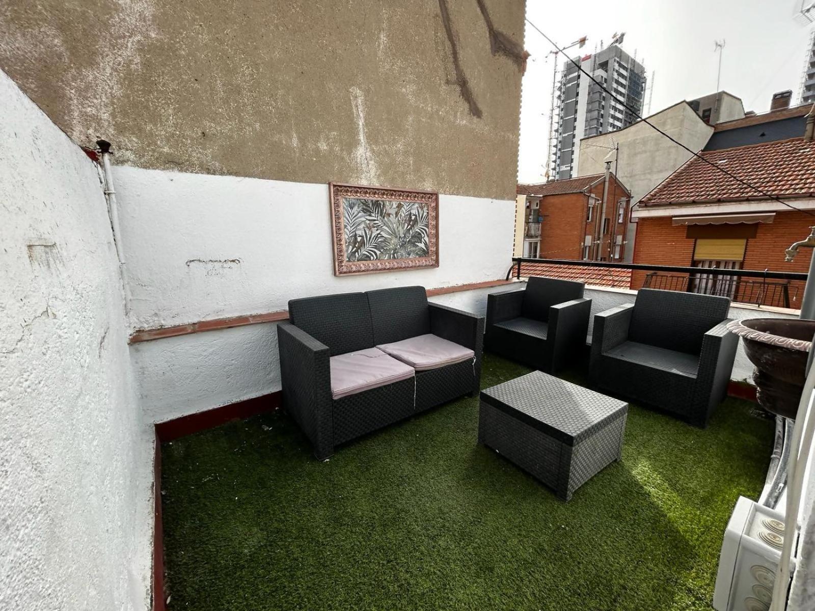 Apartamento Con Terraza Centrico Moderno Nuevo Мадрид Екстериор снимка